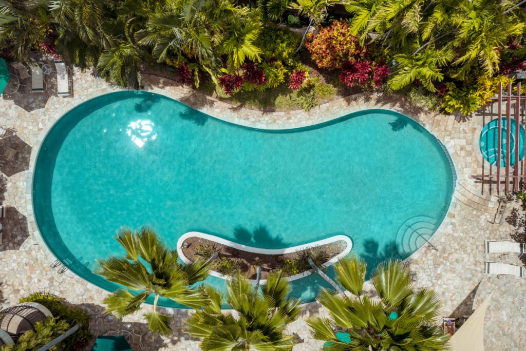 pool at wayfinder waikiki