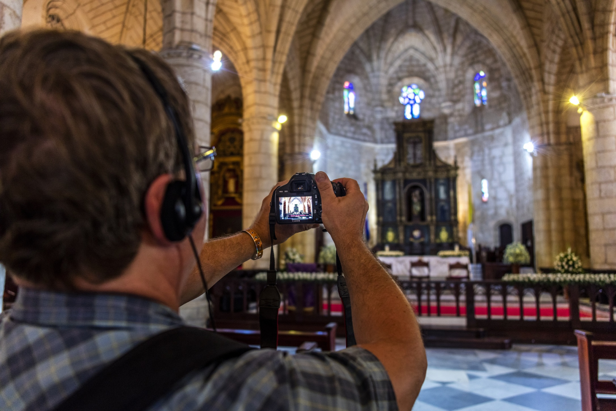 A tourist takes a picture during a tour. Source: TUI Group